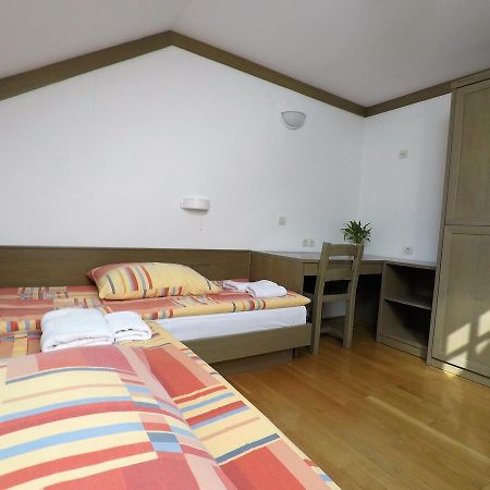 Karami Mountainhouse Bed and Breakfast Tržič Exteriör bild